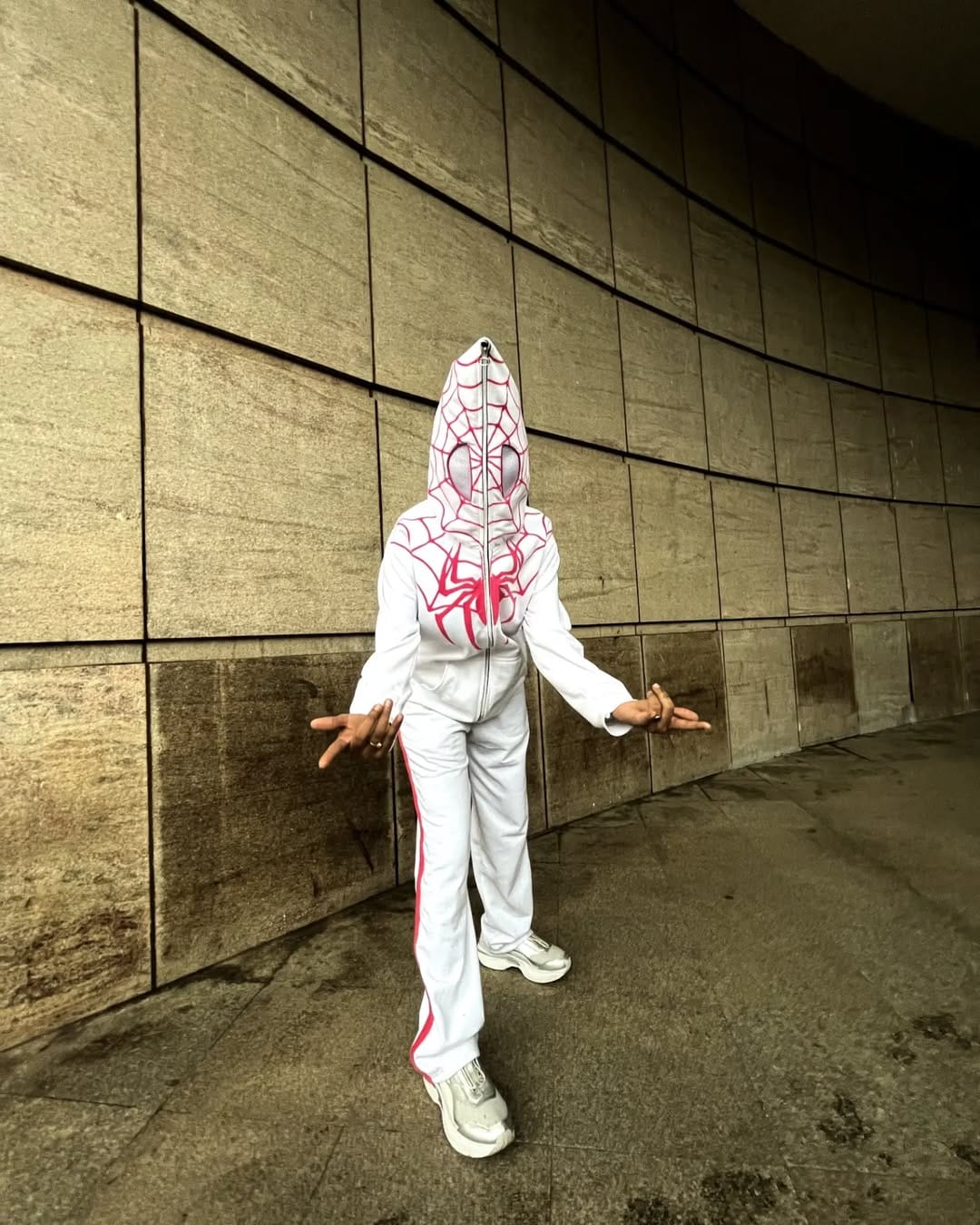 Spider-Man Web Graphic Hoodie – Oversized Fit